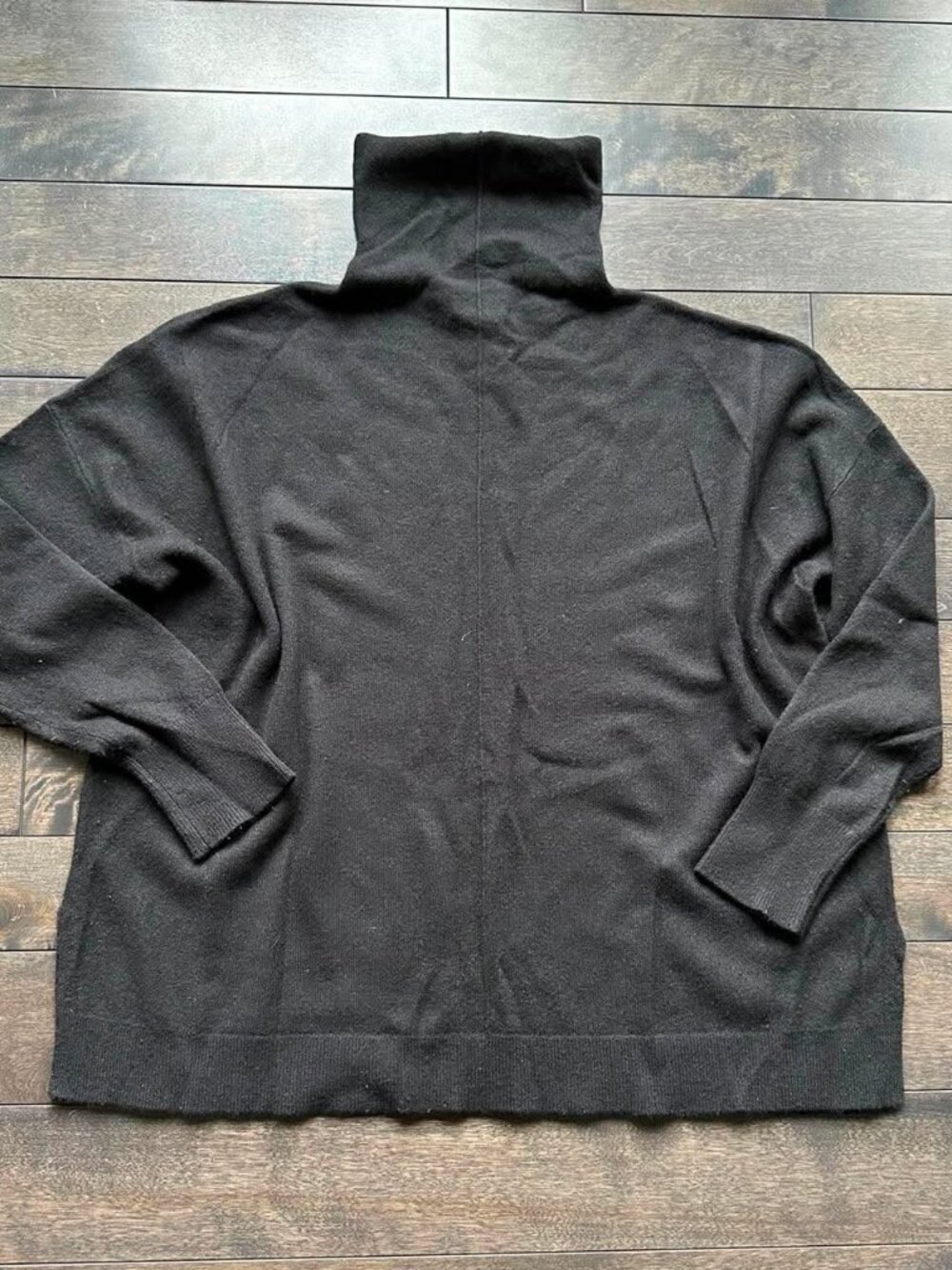 Club Monaco Oversized 100% Cashmere Sweater
